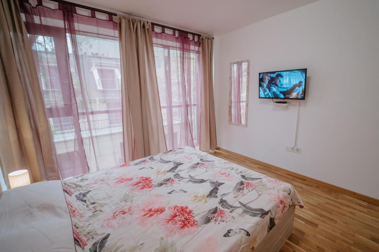 Bella'S Sea Apartment-Beach, Sea Garden ,Old Town, Free Parking, Free Evcharging Station Варна Екстериор снимка