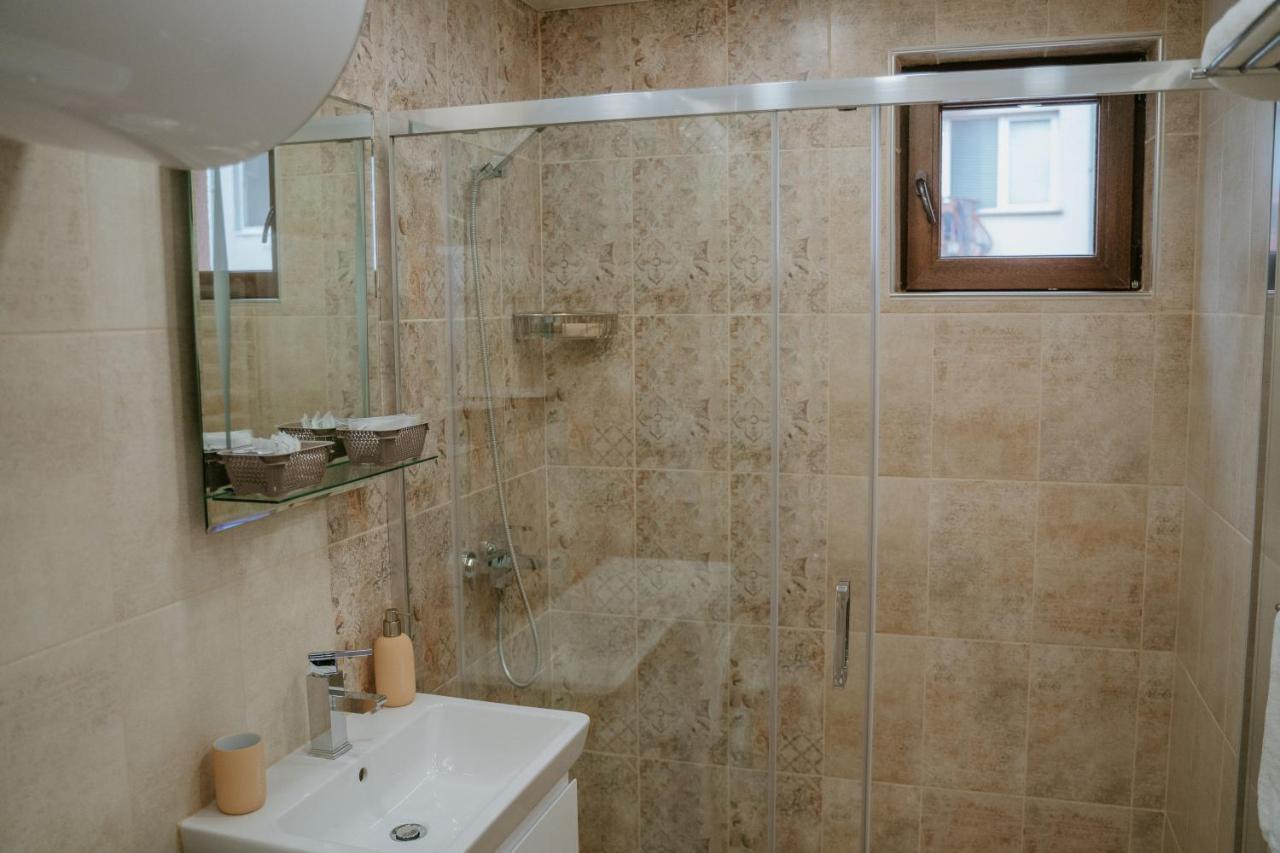 Bella'S Sea Apartment-Beach, Sea Garden ,Old Town, Free Parking, Free Evcharging Station Варна Екстериор снимка