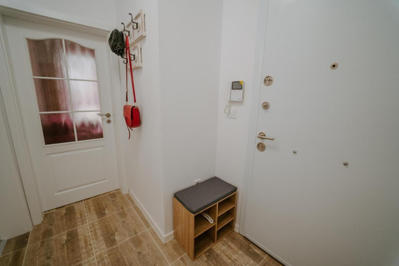 Bella'S Sea Apartment-Beach, Sea Garden ,Old Town, Free Parking, Free Evcharging Station Варна Екстериор снимка