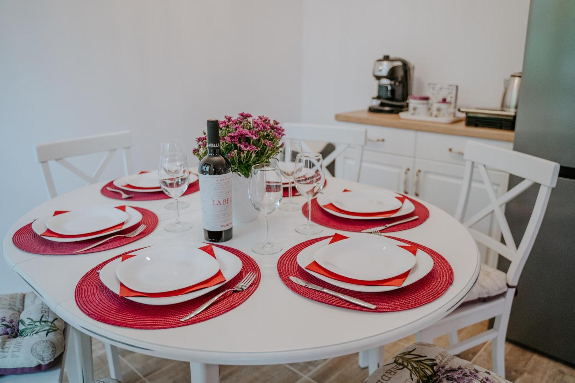Bella'S Sea Apartment-Beach, Sea Garden ,Old Town, Free Parking, Free Evcharging Station Варна Екстериор снимка